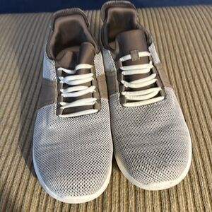 Men’s Johnnie O size 11 brown casual sneakers